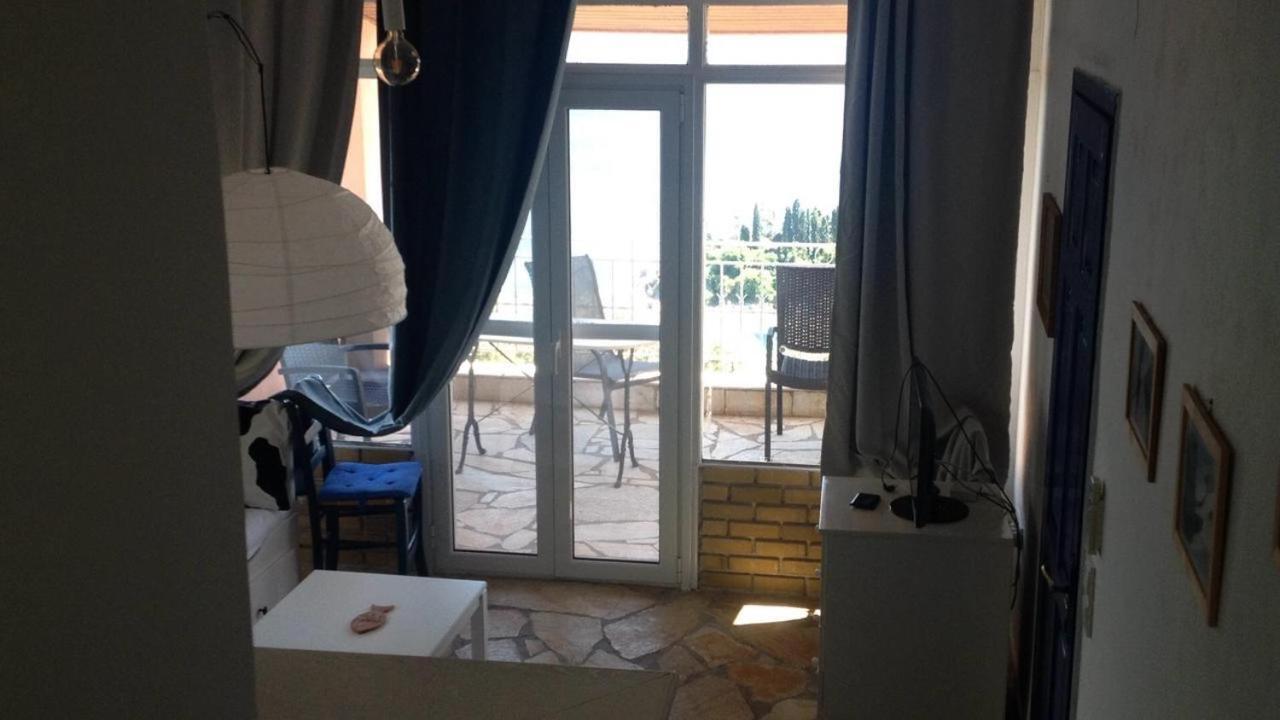 Maria Corfu Loustri Hotel Gimari ภายนอก รูปภาพ