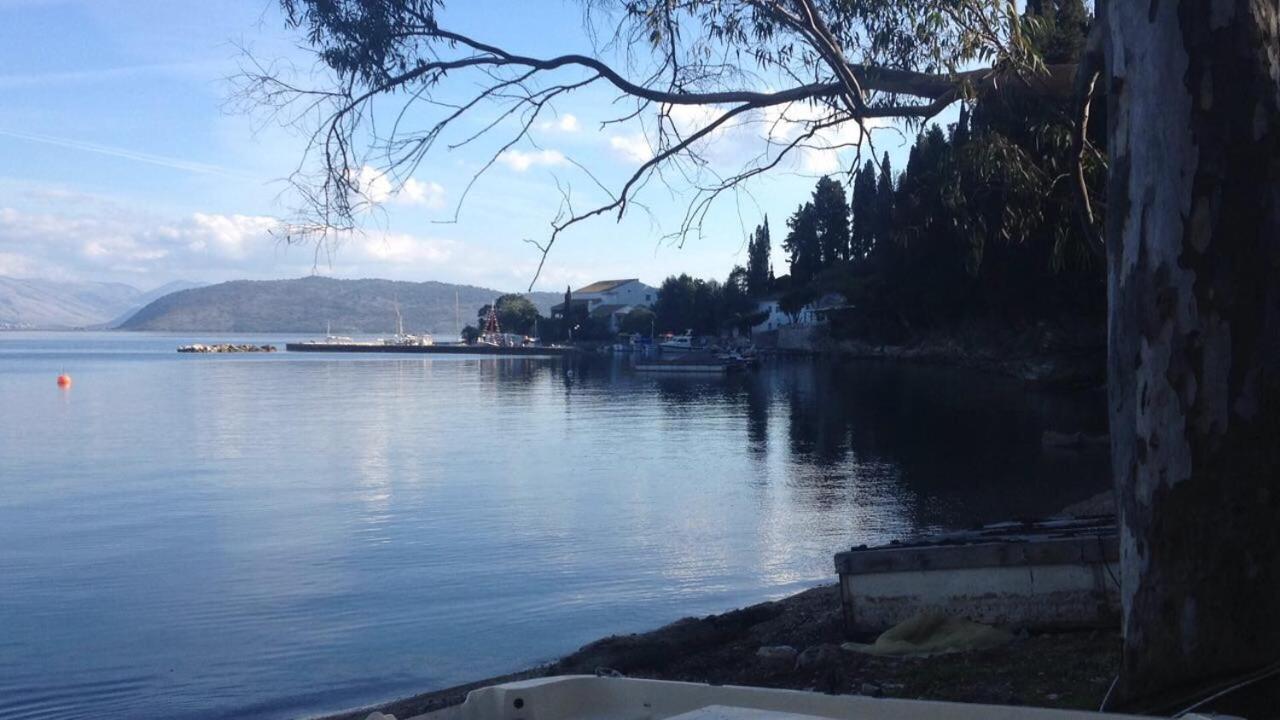 Maria Corfu Loustri Hotel Gimari ภายนอก รูปภาพ
