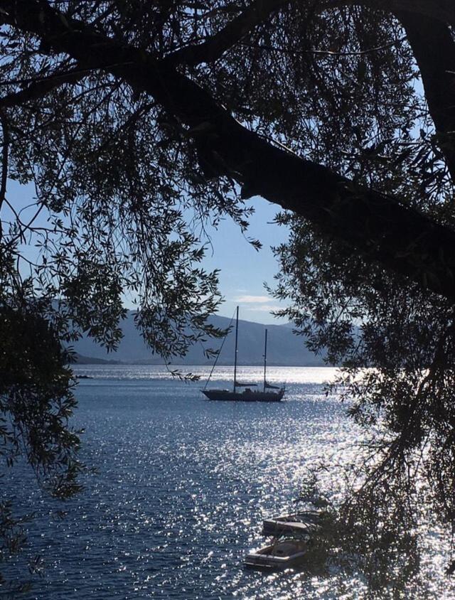 Maria Corfu Loustri Hotel Gimari ภายนอก รูปภาพ